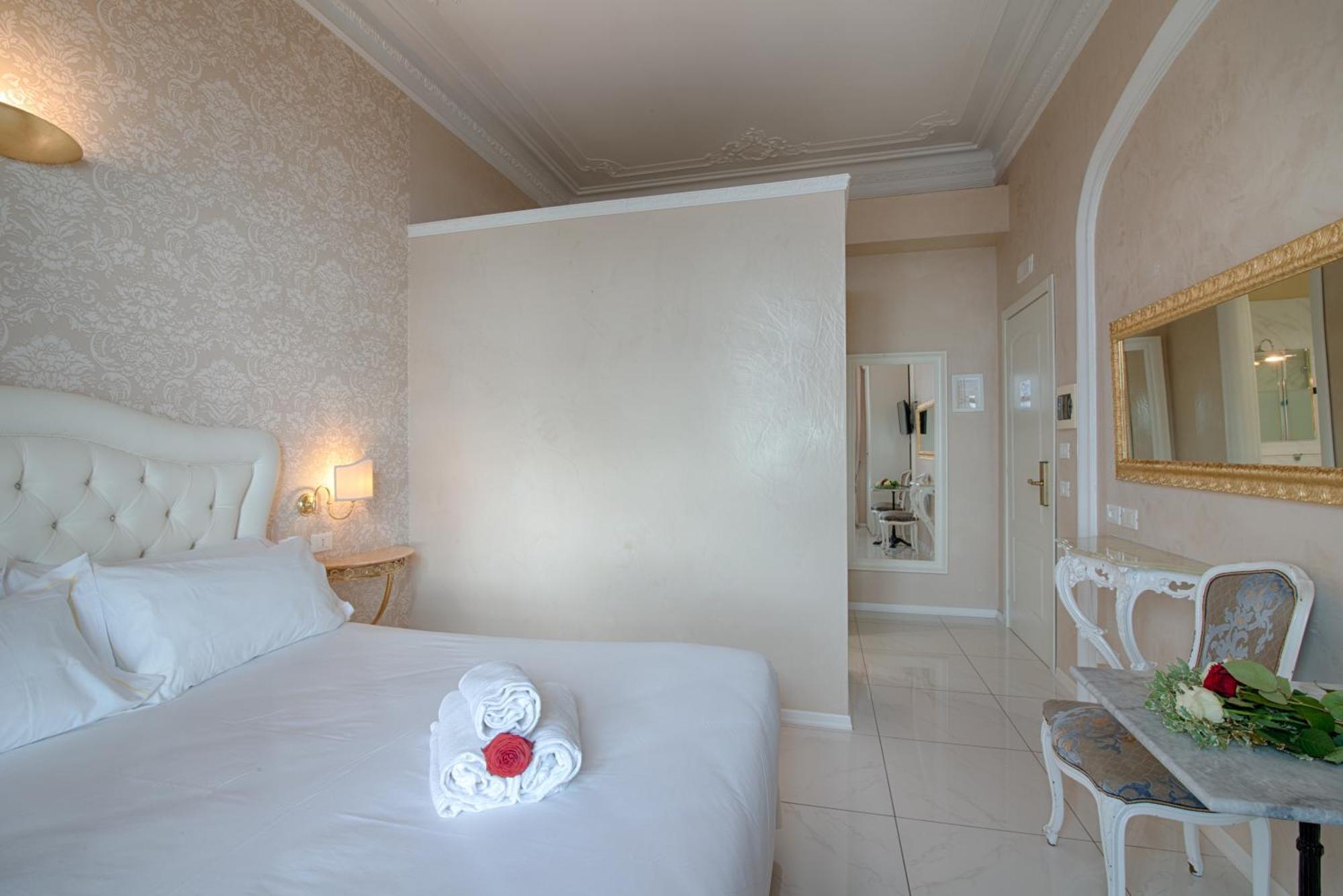 Home Grifondoro Affittacamere Guest house Genoa